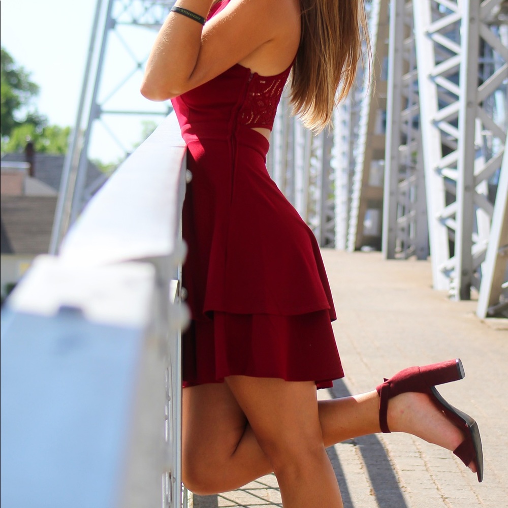 Super Cute Lace Back Ruffle Dress View 2